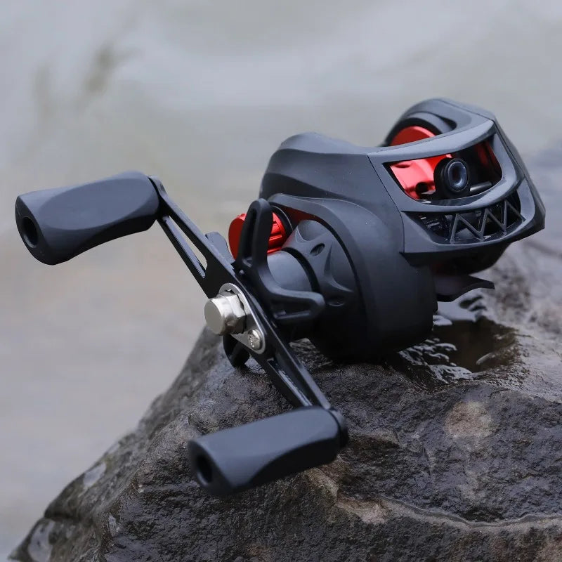 Professional Ultra Light 7.2.1 Gear Baitcasting Max Drag 8kg/17.6 lb Fishing Reel-Free shipping